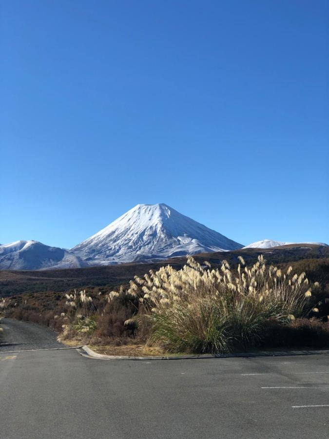 Tongariro Adventures Bed & Breakfast Kuratau Luaran gambar